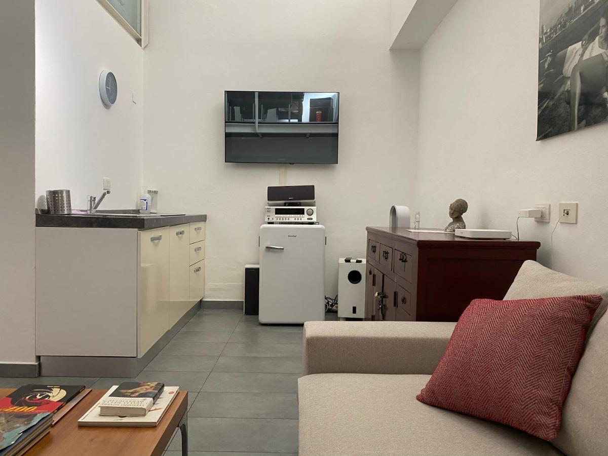 Living Lägenhet Milano Exteriör bild